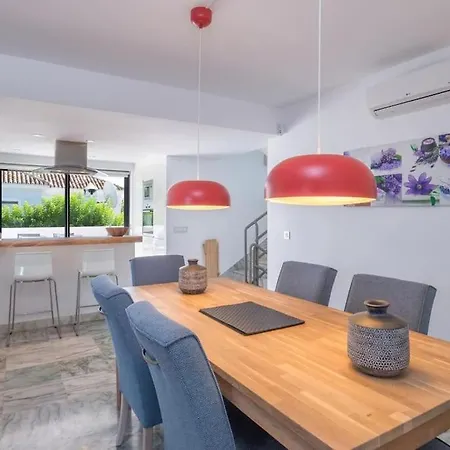 Casa Luna Beach בית נופש